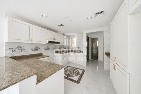 Townhouse til leje i The Springs, Dubai, UAE 3 soveværelser, 257.43 kvm № 765541 - foto 15