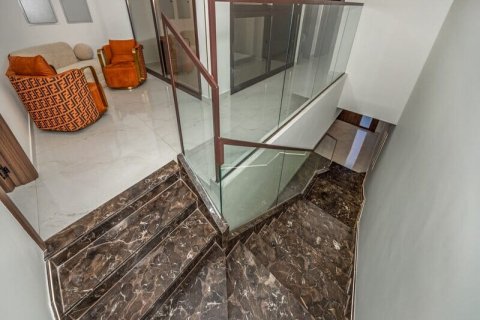 Villa in Al Furjan, Dubai, UAE 3 bedrooms, 167 sq.m. № 711975 - photo 5