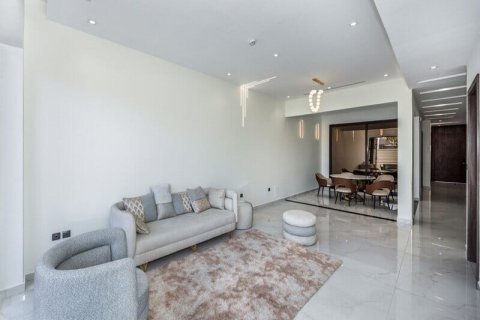Villa in Al Furjan, Dubai, UAE 3 bedrooms, 167 sq.m. № 711975 - photo 2