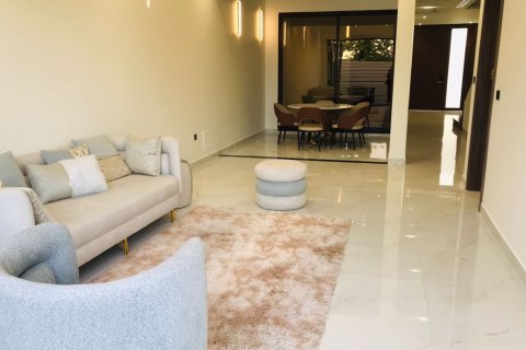 Huvila Al Furjan, Dubai, Arabiemiraatit 3 makuuhuonetta, 167 m2 № 711975 - kuva 20