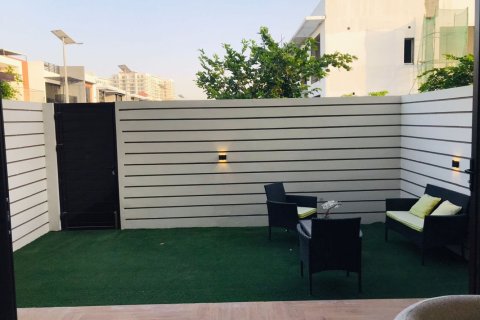 Huvila Al Furjan, Dubai, Arabiemiraatit 3 makuuhuonetta, 167 m2 № 711975 - kuva 24