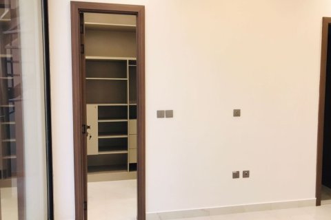 Huvila Al Furjan, Dubai, Arabiemiraatit 3 makuuhuonetta, 167 m2 № 711975 - kuva 12