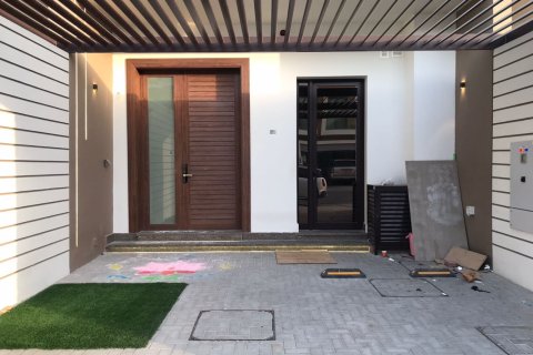 Huvila Al Furjan, Dubai, Arabiemiraatit 3 makuuhuonetta, 167 m2 № 711975 - kuva 2