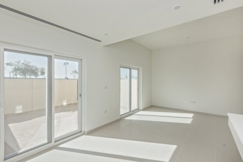 Dubai Land, Dubai, UAE의 판매용 빌라 침실 2개, 161제곱미터 번호 711974 - 사진 15