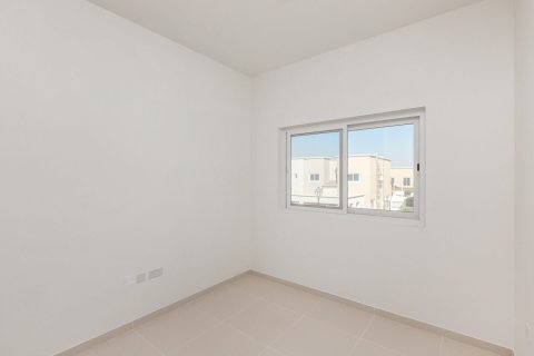 Dubai Land, Dubai, UAE의 판매용 빌라 침실 2개, 161제곱미터 번호 711974 - 사진 9