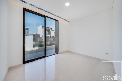 Villa in Dubai Hills Estate, UAE 5 bedrooms, 660 sq.m. № 681047 - photo 10