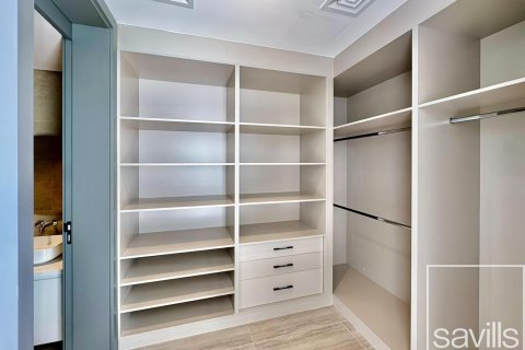 Townhouse in Al Barari, Dubai, UAE 4 bedrooms, 459 sq.m. № 681048 - photo 13