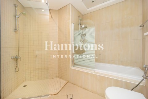 Jumeirah Beach Residence, Dubai, संयुक्त अरब अमीरात में अपार्टमेंट, 2 बेडरूम, 149.574 वर्ग मीटर, संख्या 700525 - फ़ोटो 25