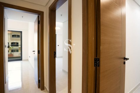 Снять в аренду квартиру в Джумейра Вилладж Серкл, Дубай, ОАЭ 2 спальни, 123м2, № 751812 - фото 13