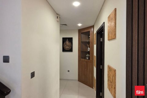 Müüa villa asukohaga Dubai, AÜE: 4 magamistoaga, 88.1 m² Nr 689278 - pilt 5