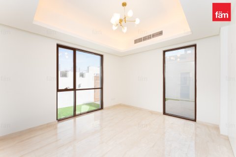 Al Furjan, Dubai, UAE의 판매용 빌라 침실 5개, 614.3제곱미터 번호 689280 - 사진 12