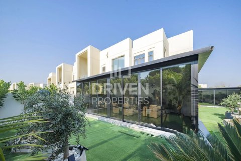 Βίλα σε Reem, Dubai, ΗΑΕ 3 υπνοδωμάτια, 409 τ.μ. Αρ. 683061 - φωτογραφία 1