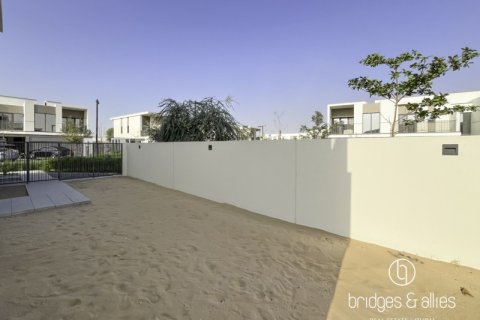 Vilă de închiriat în Dubai, EAU 4 dormitoare, 247.1 mp. №669137 - poză 14
