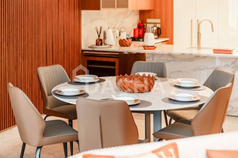 Lägenhet till försäljning i Palm Jumeirah, Dubai, UAE 2 sovrum, 156 kvm Nr. 706458 - fotografi 20