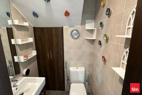 Shtëpi në qytet në Dubai, Emiratet e Bashkuara Arabe 3 dhoma gjumi, 137.2 m2. № 669904 - Foto 8