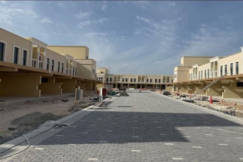 Dubai, संयुक्त अरब अमीरात में टाउनहाउस, 4 बेडरूम, 144.2 वर्ग मीटर, संख्या 669903 - फ़ोटो 10