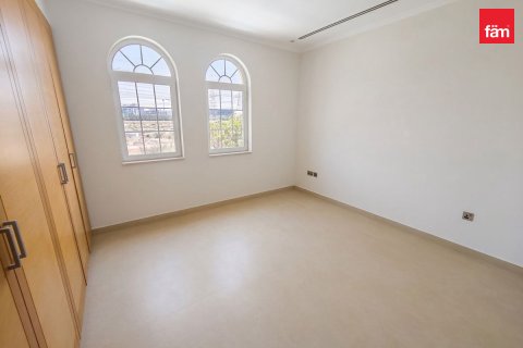 Vila u Jumeirah Park, Dubai, UAE 4 spavaćih soba, 510.3 m2 Br. 763789 - fotografija 28