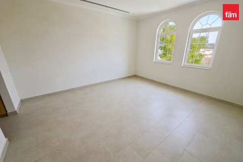 Vila u Jumeirah Park, Dubai, UAE 4 spavaćih soba, 510.3 m2 Br. 763789 - fotografija 9
