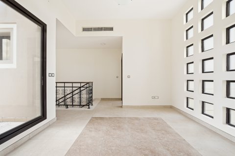 Vila u gradu Mudon, Dubai, UAE 4 spavaće sobe, 311.97 m2 Br. 749060 - Slika 10