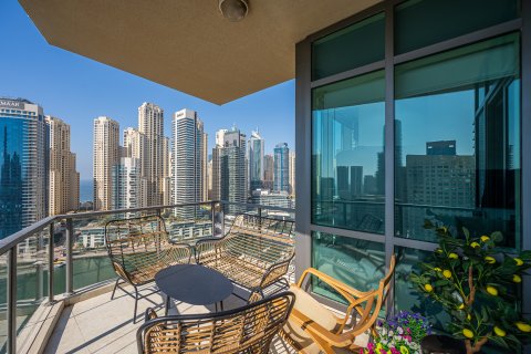 آپارتمان برای فروش در  Dubai Marina، Dubai، امارات متحده عربی  2 خوابه ، 146.69 متر مربع ، شماره 749057 - تصویر 2