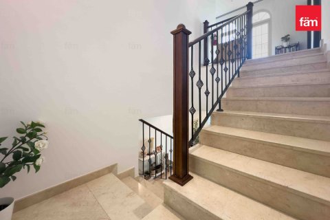 Villa à louer à Dubai, EAU 3 chambres, 507.6 m2 № 661745 - photo 9