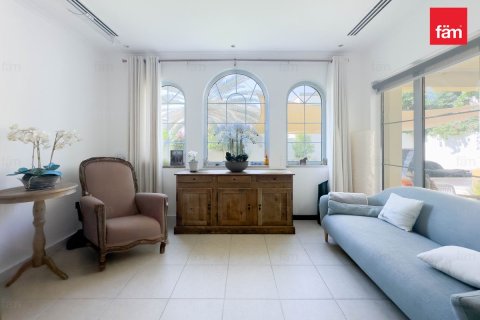 Villa à louer à Dubai, EAU 3 chambres, 507.6 m2 № 661745 - photo 4