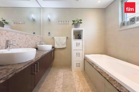 Villa à louer à Dubai, EAU 3 chambres, 507.6 m2 № 661745 - photo 16