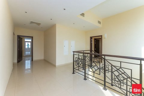 Villa til leje i Dubai, UAE 4 soveværelser, 635.9 kvm № 661747 - foto 8