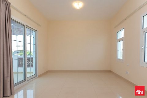 Villa til leje i Dubai, UAE 4 soveværelser, 635.9 kvm № 661747 - foto 12