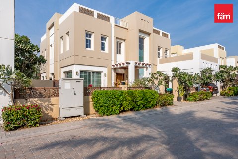 Villa til leje i Dubai, UAE 4 soveværelser, 635.9 kvm № 661747 - foto 24