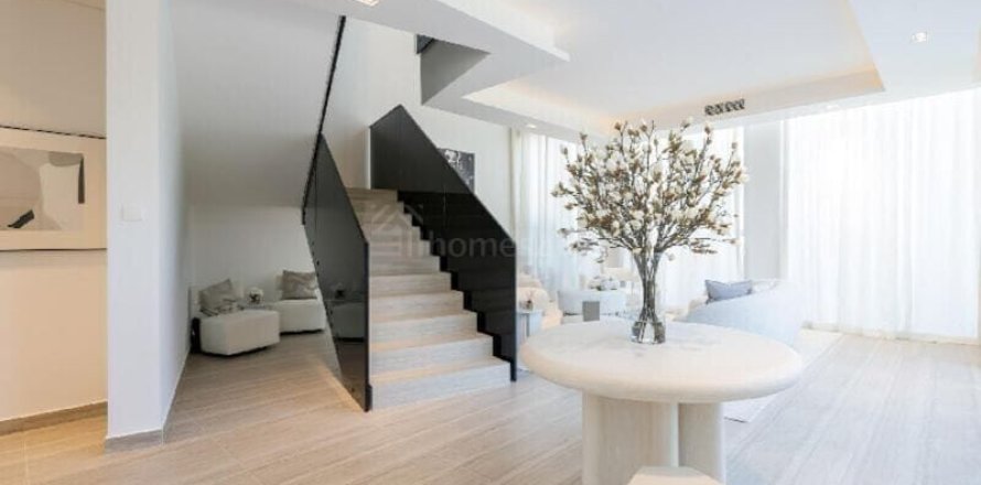 Villa Al Barari, Dubaijā, AAE 4 istabas, 180 m2 Nr. 726432