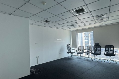Oficina en alquiler en Business Bay, Dubai, EAU 371.6 m2 № 642406 - foto 8