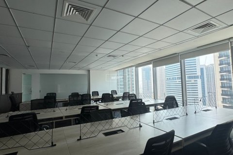 Oficina en alquiler en Business Bay, Dubai, EAU 371.6 m2 № 642406 - foto 3