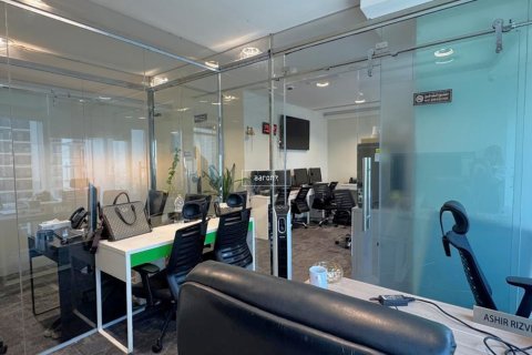Oficina en alquiler en Business Bay, Dubai, EAU 64.8 m2 № 642409 - foto 6
