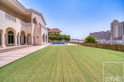 Villa in Palm Jumeirah, Dubai, UAE 6 bedrooms, 1393.17 sq.m. № 747133 - photo 12