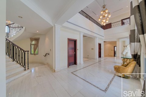 Villa in Palm Jumeirah, Dubai, UAE 6 bedrooms, 1393.17 sq.m. № 747133 - photo 3