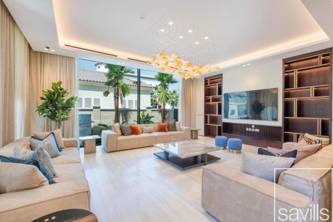 Villa para venda em Palm Jumeirah, Dubai, EAU 6 quartos, 1358.15 m2 № 747134 - foto 3