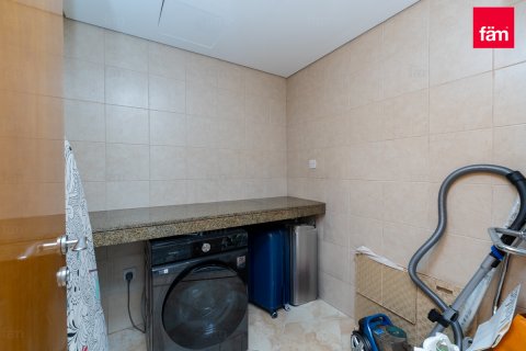 Apartmen di Dubai, UAE 3 bilik tidur, 190.3 meter persegi № 630559 - foto 13