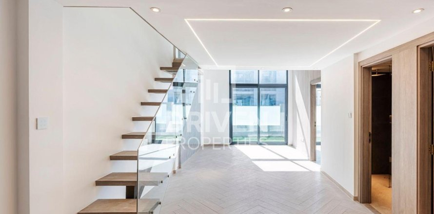 Korter asukohaga Jumeirah Village Circle, Dubai, AÜE: 1 magamistoaga, 92 m² Nr 684168