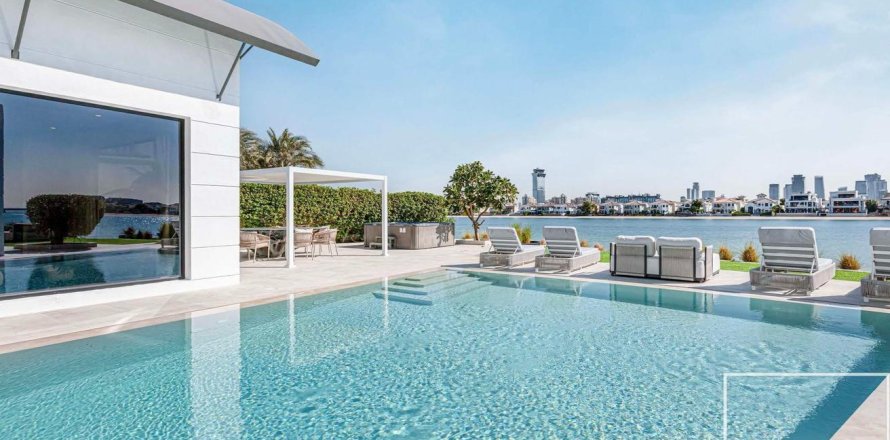 Villa em Palm Jumeirah, Dubai, EAU 7 quartos, 1246.39 m2 № 747491