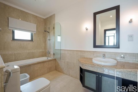 Willa do wynajęcia w Palm Jumeirah, Dubai, ZEA 6 sypialnie, 1245.27 mkw., nr 747489 - zdjęcie 13