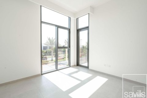 Villa til leje i Mudon, Dubai, UAE 3 soveværelser, 206 kvm № 681133 - foto 3