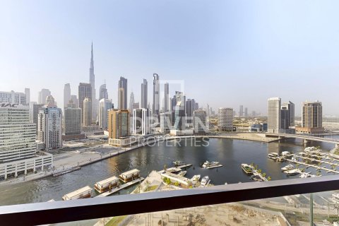 Apartman u Business Bay, Dubai, UAE 103.77 m2, 2 spavaćih soba Br. 742886