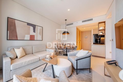 Müüa korter asukohaga Downtown Dubai (Downtown Burj Dubai), Dubai, AÜE: 2 magamistoaga, 111.2 m² Nr 742885 - pilt 2