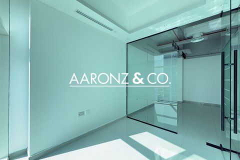 Oficina en alquiler en Business Bay, Dubai, EAU 47.2 m2 № 670679 - foto 6