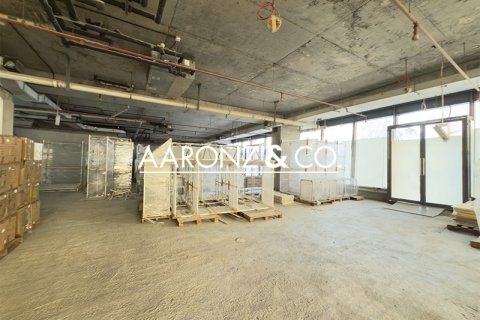 Tienda en alquiler en Bur Dubai, Dubai, EAU 728.5 m2 № 670678 - foto 9