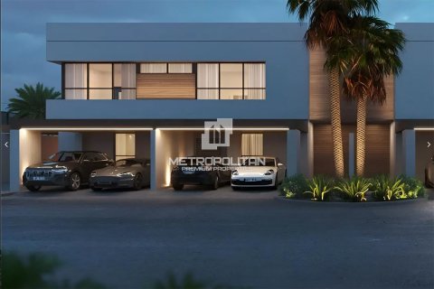 Vila v Dubai Land, SAE 5 spální, 385 m2 č. 665106 - Fotografia 1