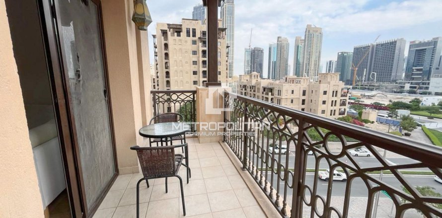 Appartement à Old Town, Dubai, EAU: 1 chambre, 85 m2 № 665104