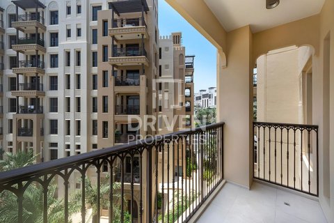 آپارتمان برای فروش در  Umm Suqeim، Dubai، امارات متحده عربی  1 خوابه ، 71.72 متر مربع ، شماره 762509 - تصویر 2