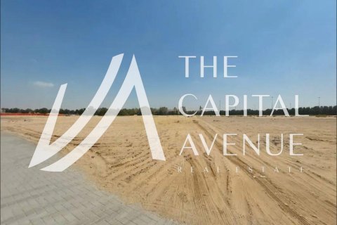 Müüa maa asukohaga Mohamed Bin Zayed City, Abu Dhabi, AÜE: 3836 m² Nr 652862 - pilt 1